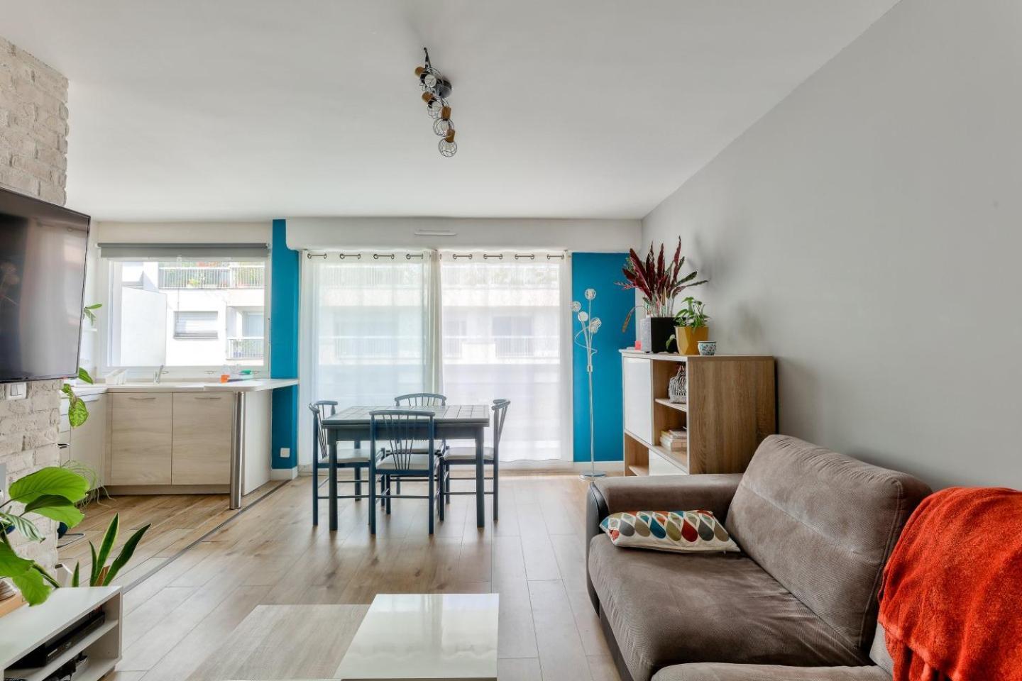 Appartement Moderne T2 Avec Balcon Proche Du Bois De Vincennes Parijs